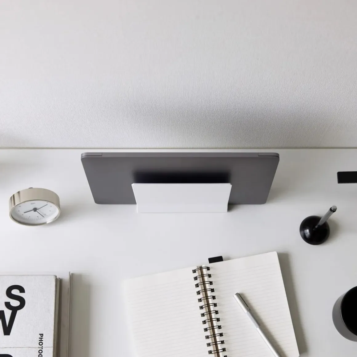 Support vertical pour ordinateur portable