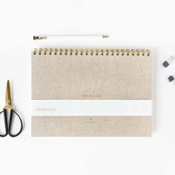 Weekly planner 52 pages
